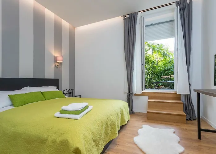 Secret Garden Apartment